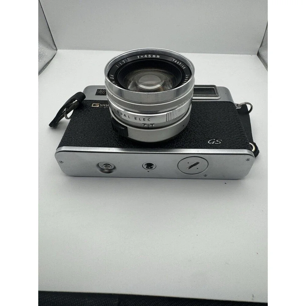 Yashica Electro 35 GS Camera Rangefinder 35mm Film Camera 45mm f/1.7 UNTESTED